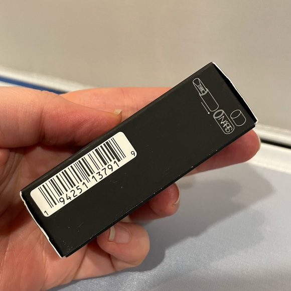 NIB NARS Full-size Refillable No Rules 885 Cool Berry Explicit Lipstick Lux $42! - Picture 3 of 8